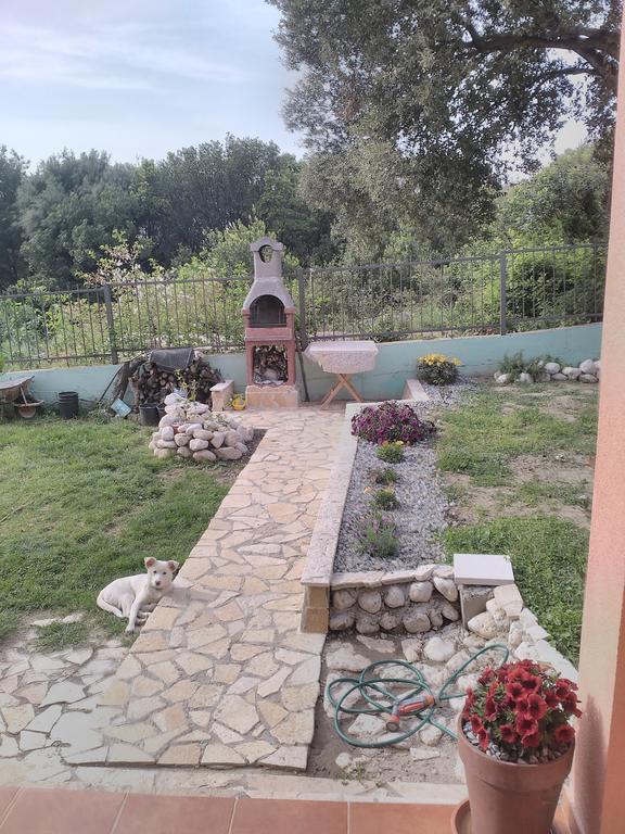 Villa Persik Утьеха Экстерьер фото